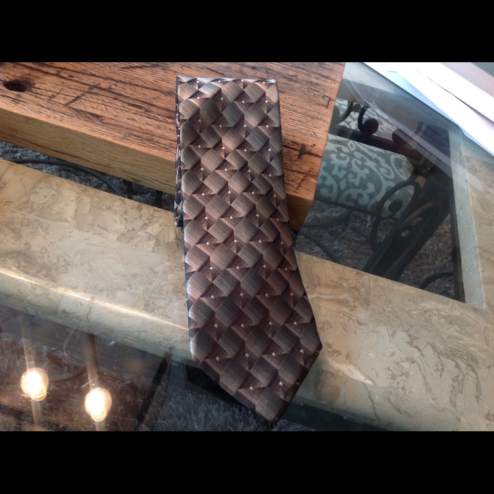 Arrow Tie